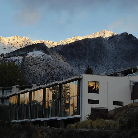 Alpine Apartments